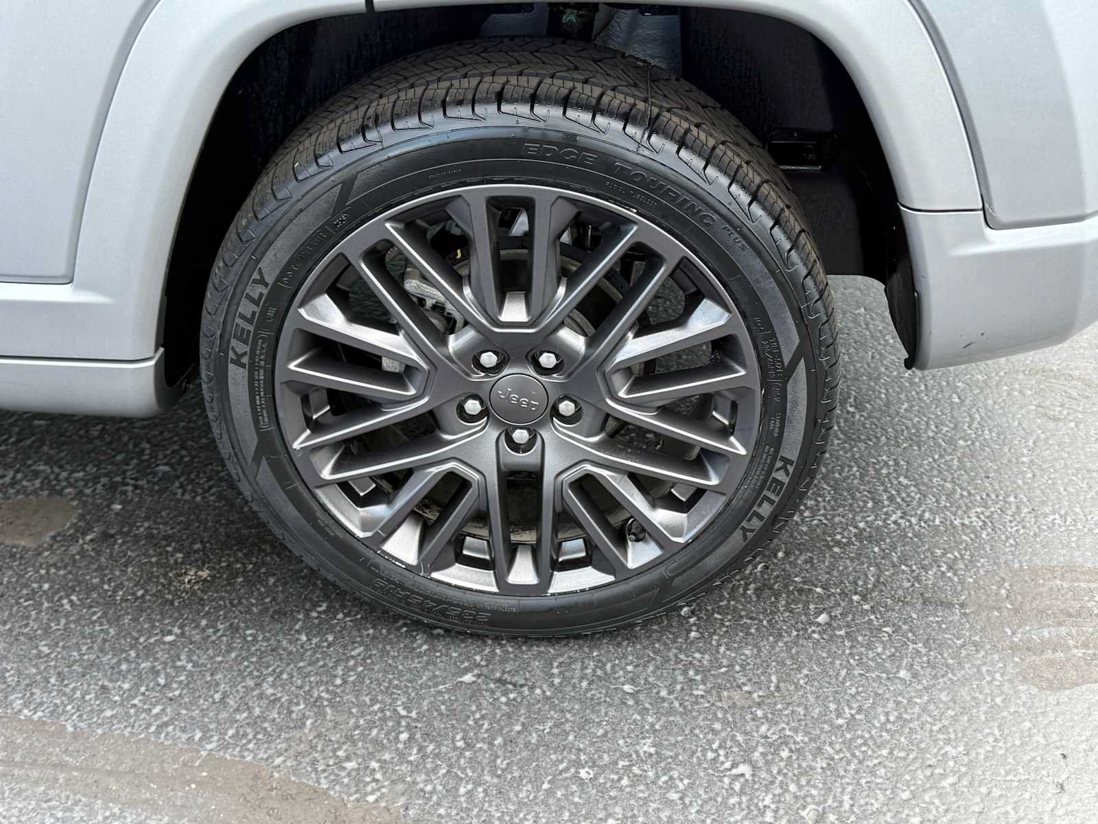 Used 2023 Jeep Compass High Altitude AWD/4WD image 9