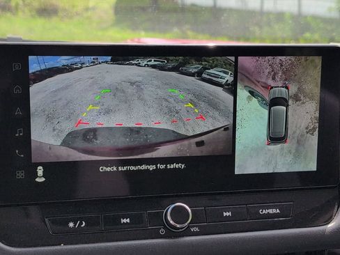Used 2025 Mitsubishi Outlander SE FWD image 18