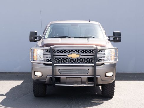 Used 2014 Chevrolet Silverado 3500 LTZ AWD/4WD image 17