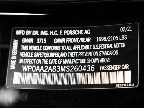 Used 2021 Porsche 718 Cayman w/ Premium Package image 61