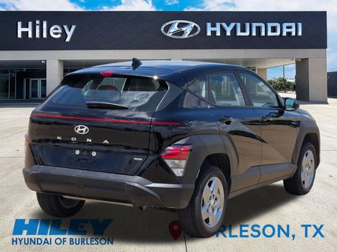 Certified 2026 Hyundai Kona SE AWD/4WD image 4
