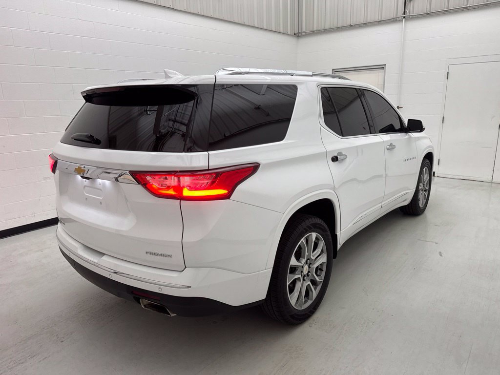 Used 2021 Chevrolet Traverse Premier w/ LPO, Floor Liner Package AWD/4WD image 9