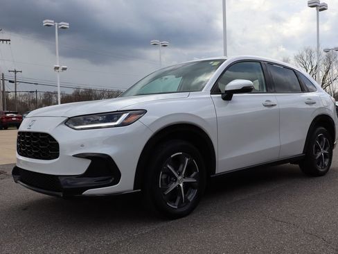 Used 2025 Honda HR-V EX-L image 6