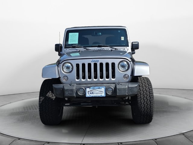 Used 2017 Jeep Wrangler Unlimited Sahara AWD/4WD image 8