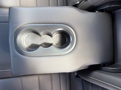 Certified 2023 Volkswagen Jetta SE FWD image 36