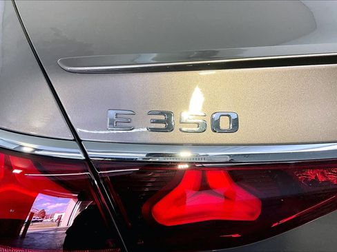 New 2026 Mercedes-Benz E 350 4MATIC Sedan image 6