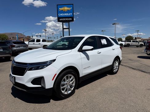 Certified 2024 Chevrolet Equinox LT AWD/4WD image 1