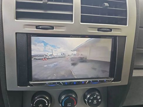 Used 2011 Dodge Nitro Heat image 34