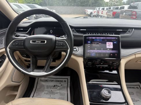 Used 2021 Jeep Grand Cherokee L Limited RWD image 25