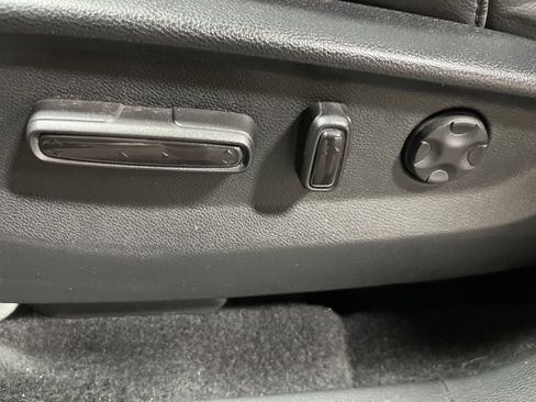 Used 2022 Honda CR-V EX-L image 18