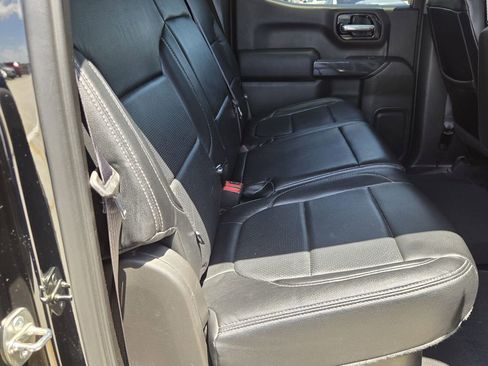 Used 2019 Chevrolet Silverado 1500 LT AWD/4WD image 15