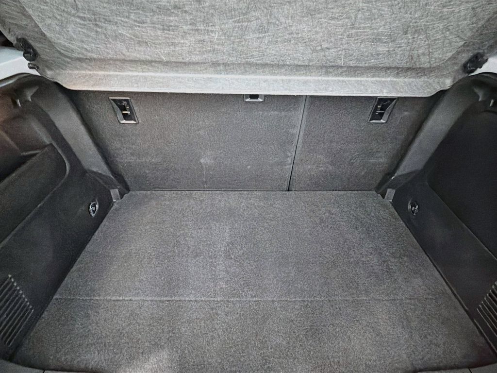 Used 2019 Chevrolet Trax LT w/ LT Convenience Package FWD image 24