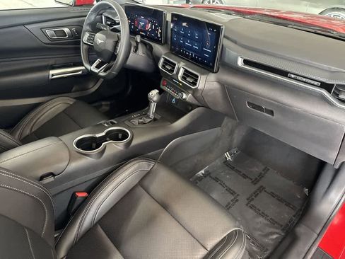 Used 2026 Ford Mustang Premium RWD image 26