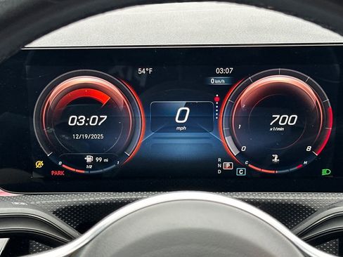 Used 2021 Mercedes-Benz CLA 250 image 23