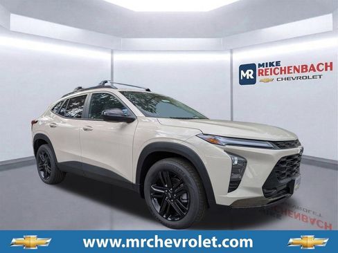 New 2026 Chevrolet Trax ACTIV w/ Sunroof Package image 1