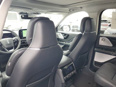 New 2026 Lincoln Aviator Reserve image 24
