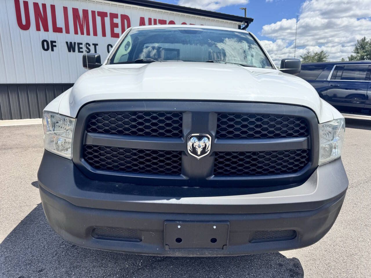 Used 2014 RAM 1500 Tradesman AWD/4WD image 3
