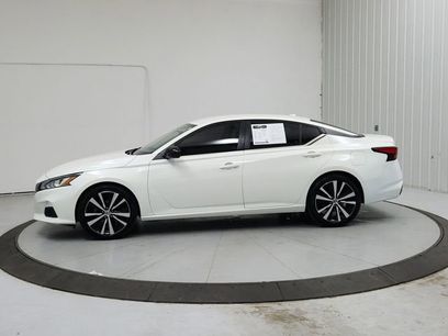Used 2022 Nissan Altima 2.5 SR