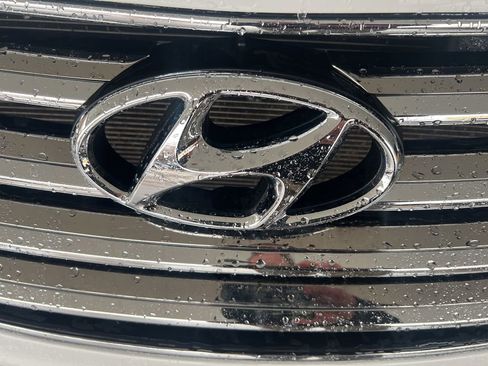 Used 2014 Hyundai Santa Fe Limited image 30