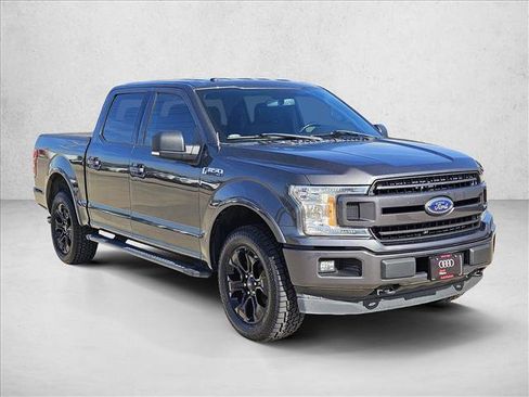 Used 2018 Ford F150 XLT w/ Equipment Group 302A Luxury AWD/4WD image 3
