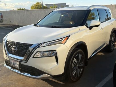 Used 2023 Nissan Rogue Platinum w/ Platinum Premium Package