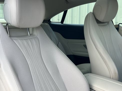 Used 2018 Mercedes-Benz E 400 4MATIC Coupe image 32