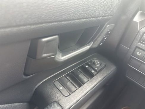 Used 2025 Toyota 4Runner TRD Off-Road Premium image 17