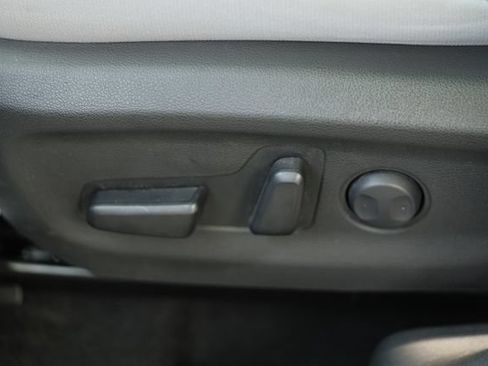 Used 2023 Hyundai Kona SE FWD image 22