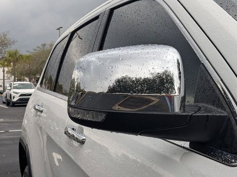 Used 2022 Jeep Grand Cherokee Limited w/ Tech Group image 11