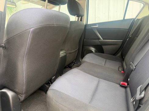 Used 2010 MAZDA MAZDA3 i Touring FWD image 17