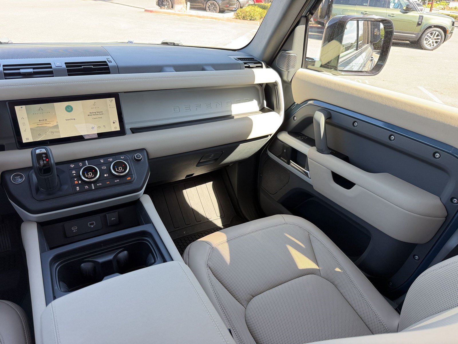 Used 2024 Land Rover Defender 110 S AWD/4WD image 30