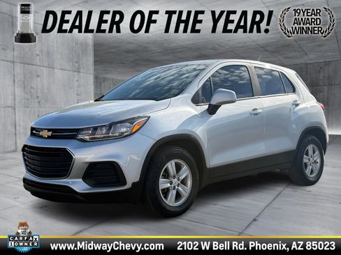 Used 2021 Chevrolet Trax LS w/ Tint and Cruise Package image 1