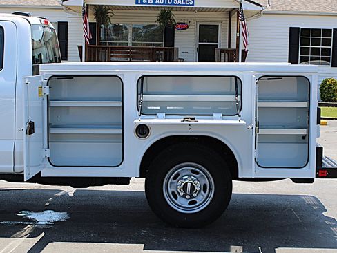 Used 2026 Ford F250 XL w/ XL Chrome Package RWD image 7