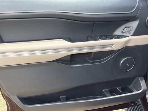 Certified 2024 Ford Expedition Limited RWD image 15