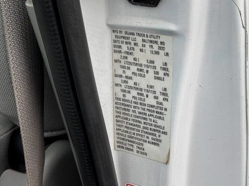 Used 2022 Ford E-350 and Econoline 350 Super Duty w/ Power Windows & Locks Group RWD image 24