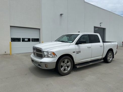 Used 2019 RAM 1500 Big Horn AWD/4WD image 7