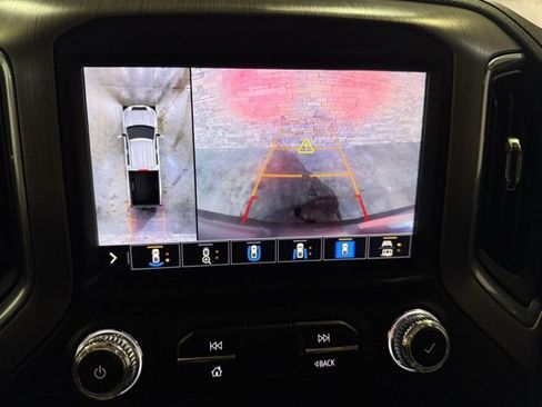 Used 2023 GMC Sierra 2500 Denali w/ Denali Ultimate Package image 9