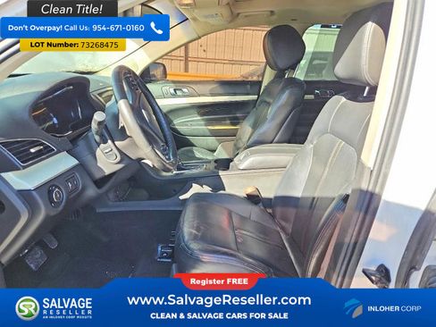 Used 2013 Lincoln MKT 4dr Sport image 9