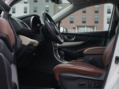 Used 2019 Subaru Ascent Touring w/ Popular Package #3 image 13