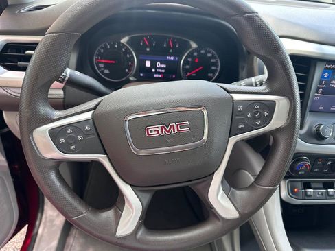 Used 2021 GMC Acadia SLE w/ Driver Convenience Package FWD image 12