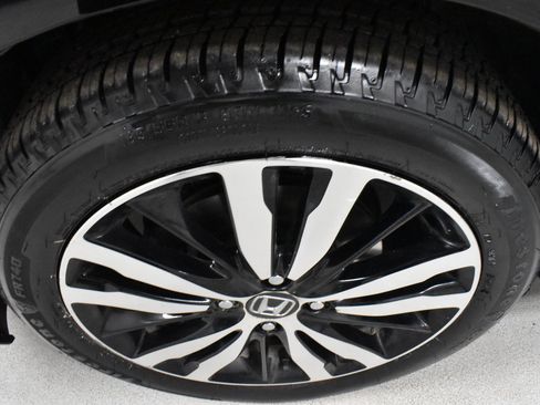 Used 2020 Honda Fit EX image 9