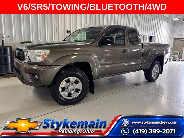 Used 2015 Toyota Tacoma 4x4 Access Cab V6 w/ SR5 Package image 1