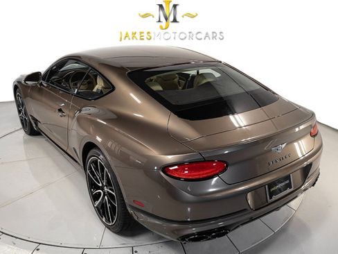 Used 2022 Bentley Continental GT AWD/4WD image 7