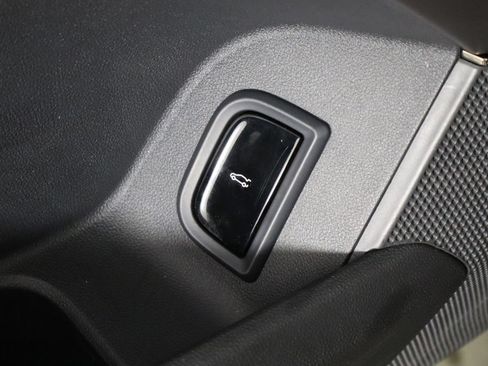 Used 2024 Cadillac Lyriq Tech AWD/4WD image 22