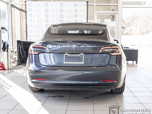 Used 2018 Tesla Model 3 Long Range image 13