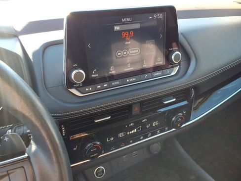 Certified 2022 Nissan Rogue SL AWD/4WD image 22