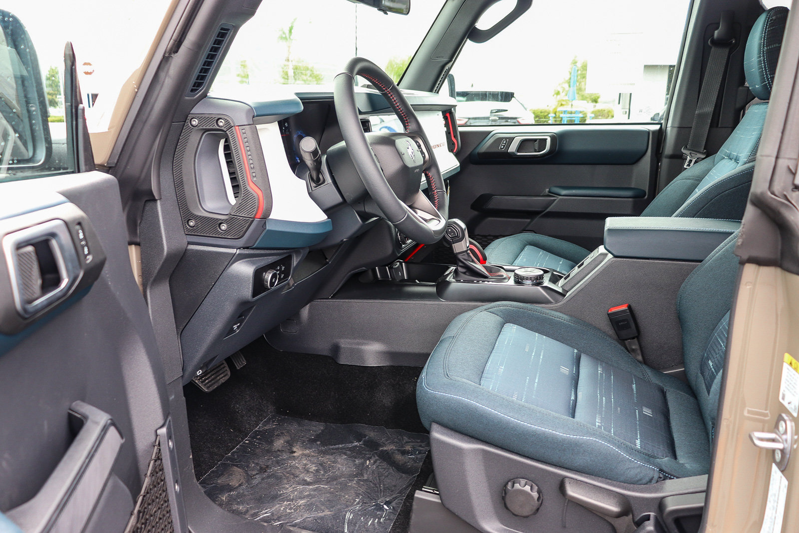 New 2026 Ford Bronco Heritage Edition AWD/4WD image 19