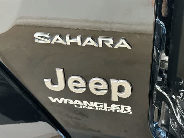 Used 2019 Jeep Wrangler Unlimited Sahara AWD/4WD image 29