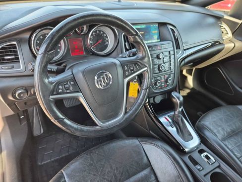 Used 2018 Buick Cascada Premium FWD image 2