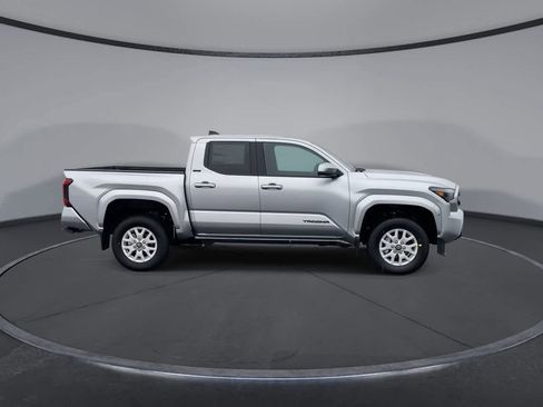 New 2026 Toyota Tacoma SR5 image 2